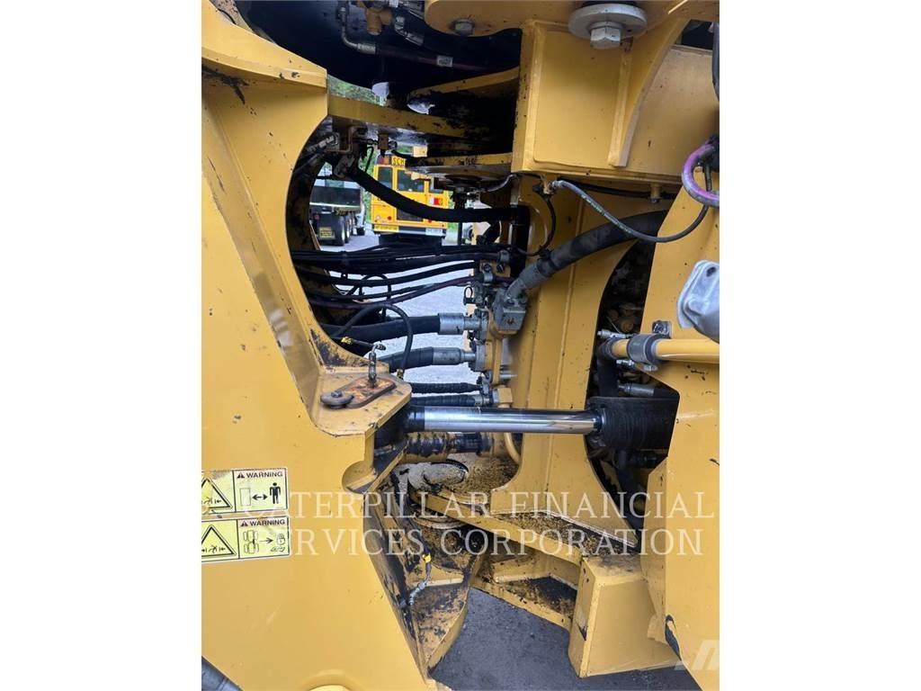 CAT 982M Pás carregadoras de rodas