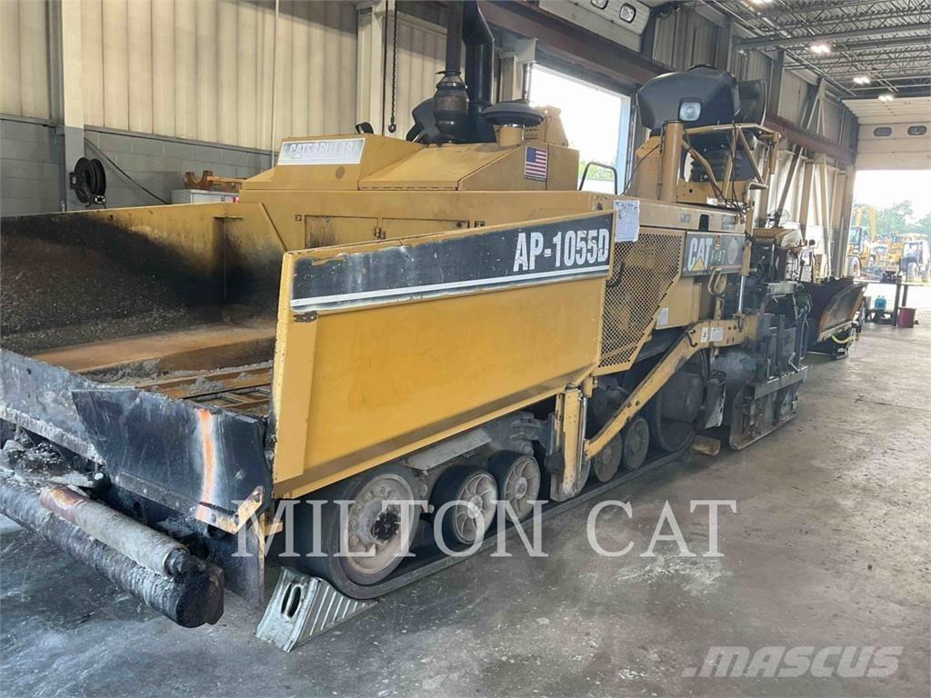 CAT AP-1055D Pavimentadoras de asfalto