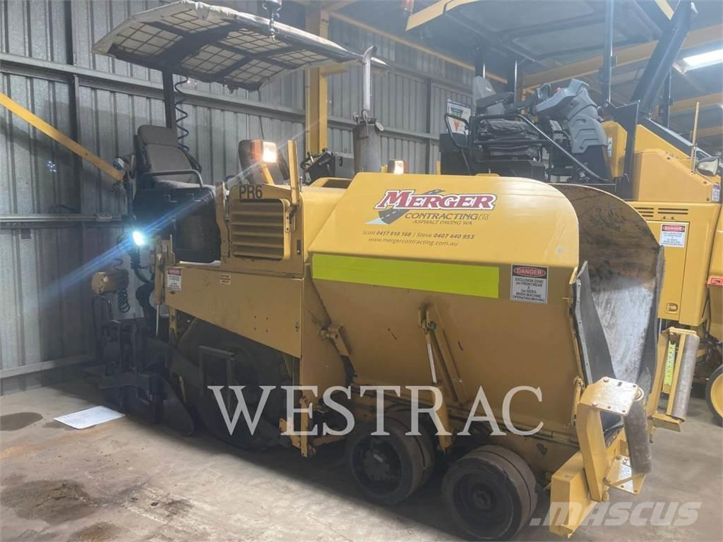 CAT AP-300 Pavimentadoras de asfalto