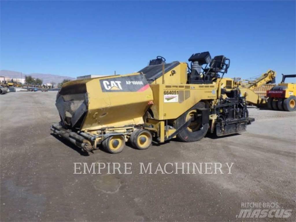 CAT AP1000E Pavimentadoras de asfalto