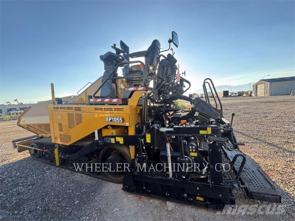 CAT AP1055 Pavimentadoras de asfalto