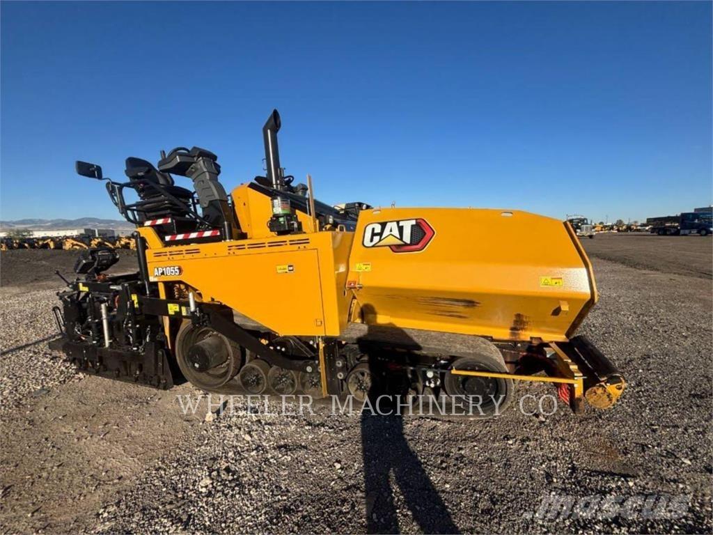 CAT AP1055 Pavimentadoras de asfalto