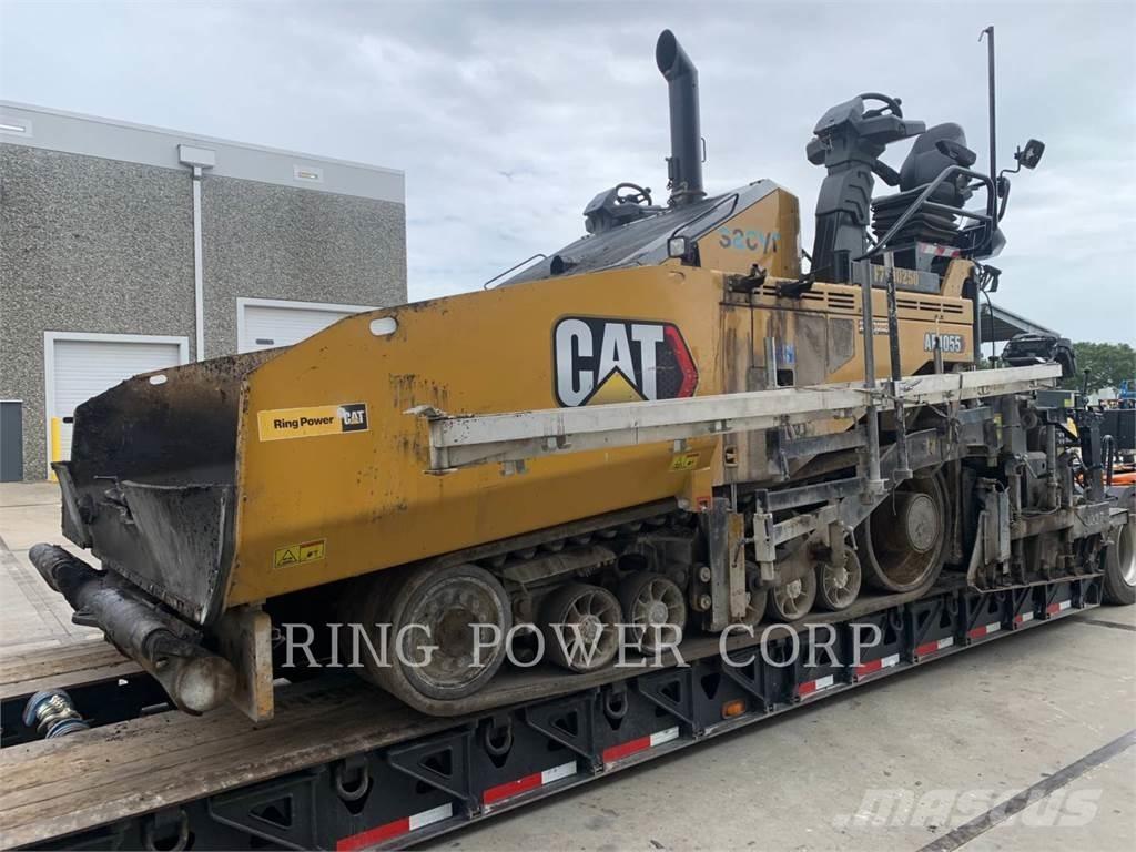 CAT AP1055 Recicladores de asfalto