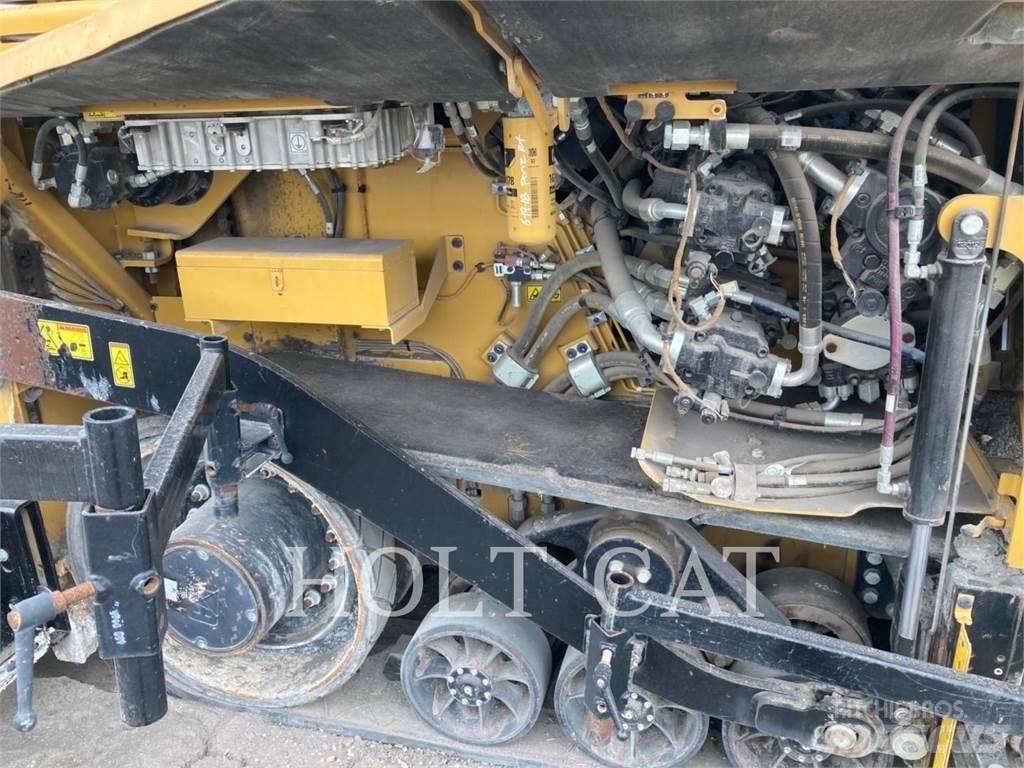 CAT AP1055F Pavimentadoras de asfalto