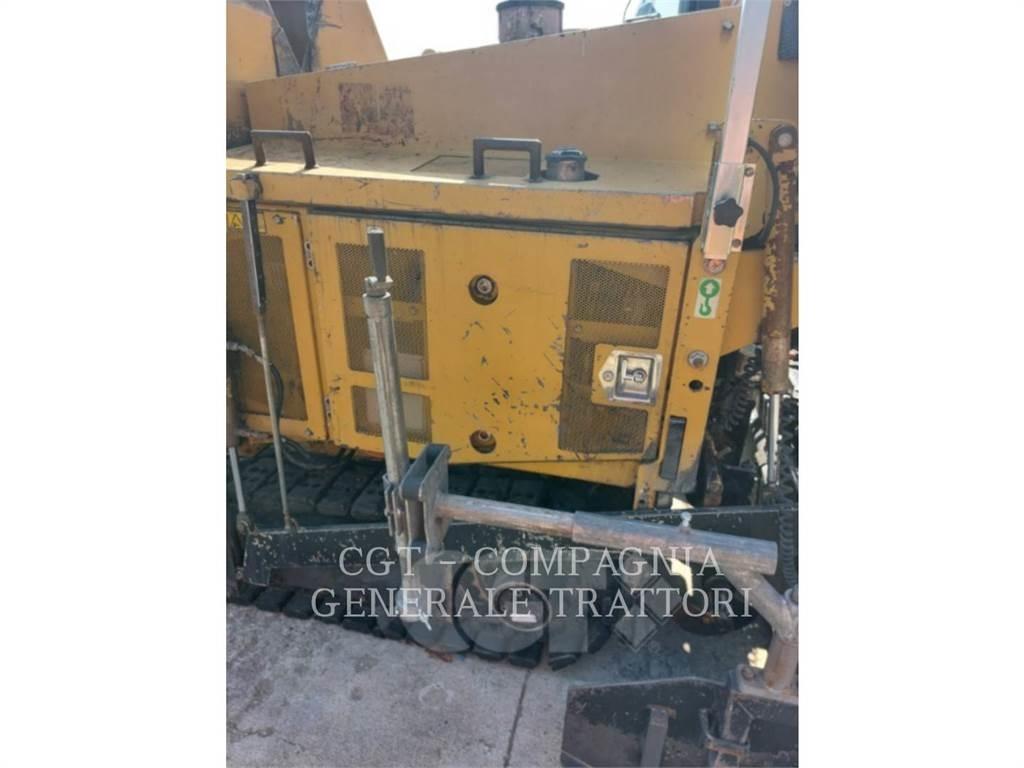 CAT AP255E Pavimentadoras de asfalto