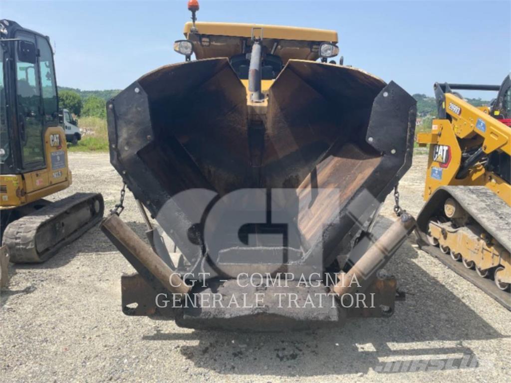 CAT AP300F Pavimentadoras de asfalto