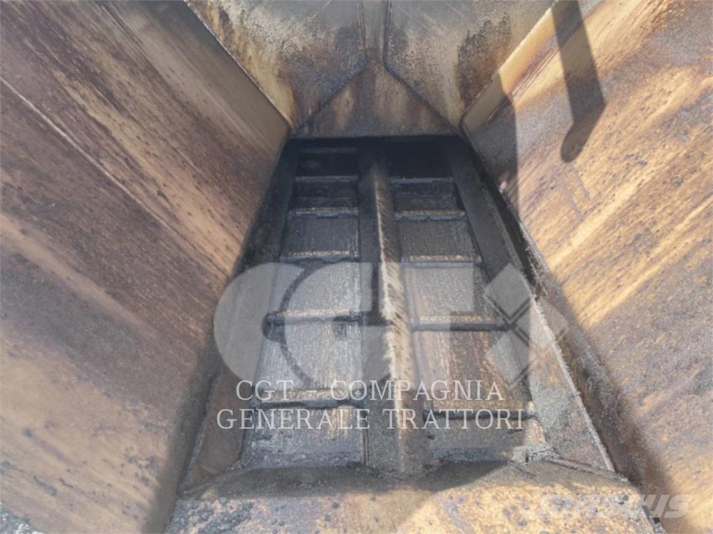 CAT AP300F Pavimentadoras de asfalto