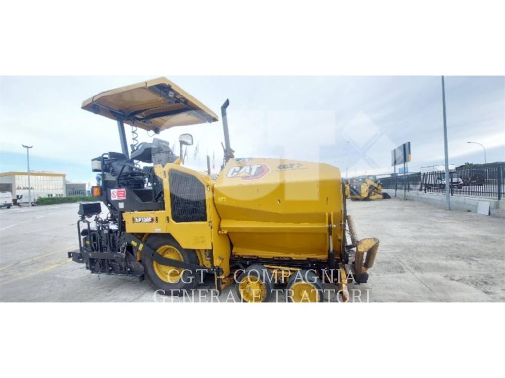 CAT AP300F Pavimentadoras de asfalto