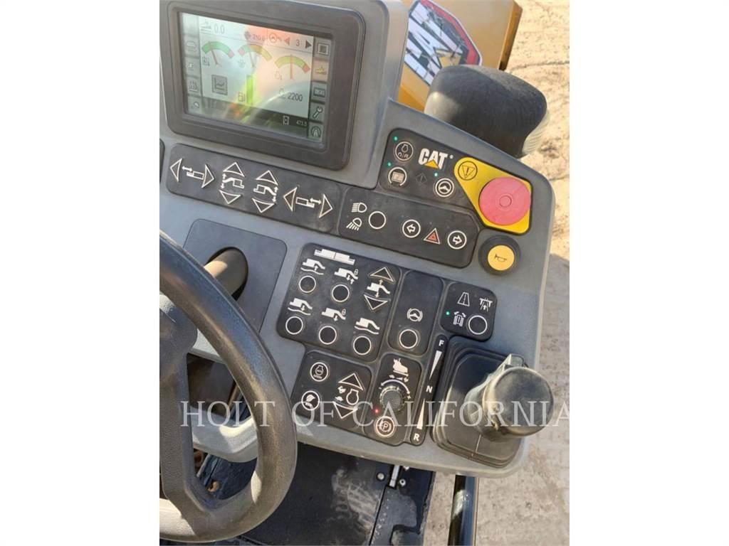 CAT AP355F Pavimentadoras de asfalto