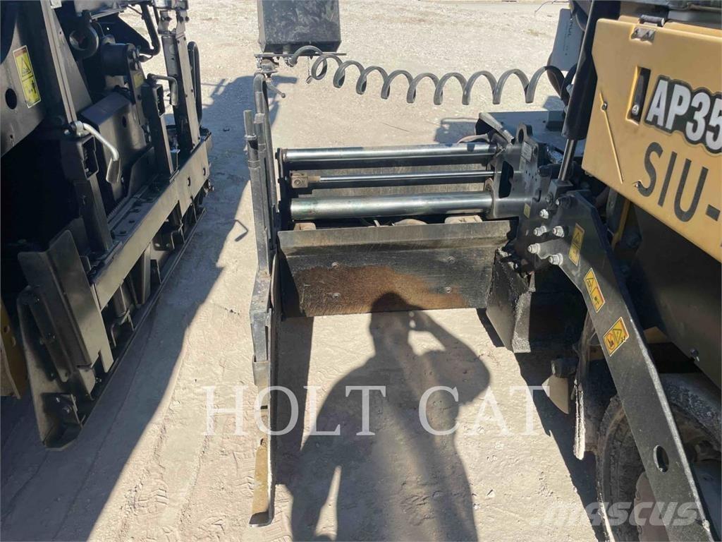CAT AP355F Pavimentadoras de asfalto