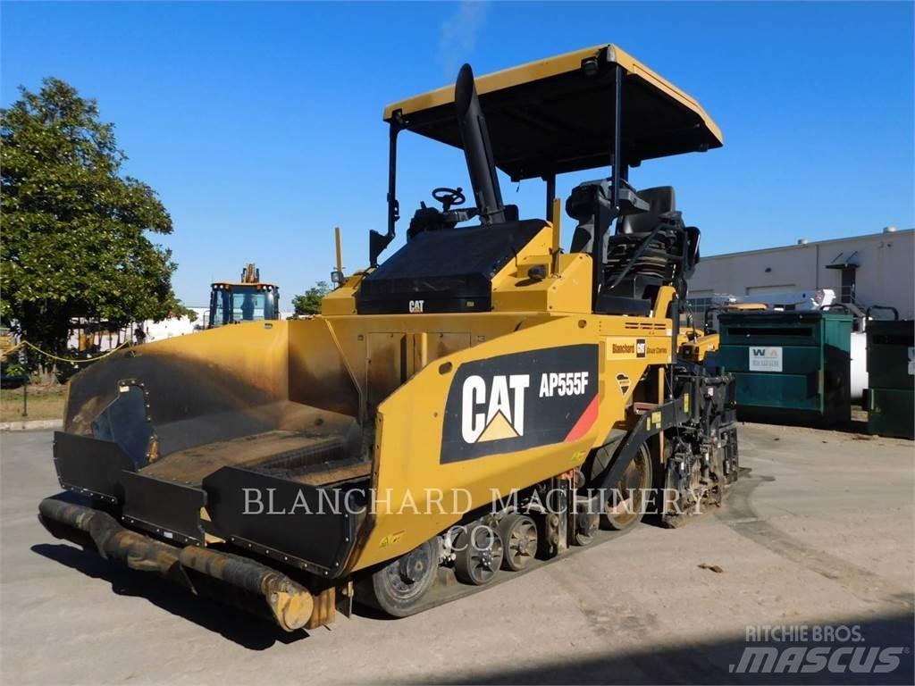 CAT AP555F Pavimentadoras de asfalto