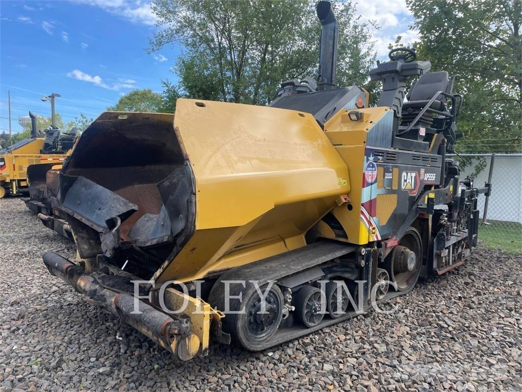 CAT AP555F Pavimentadoras de asfalto