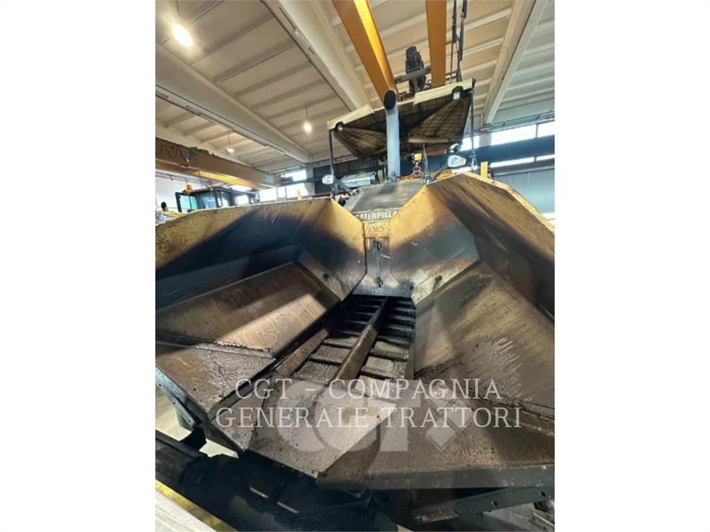 CAT AP600D Pavimentadoras de asfalto