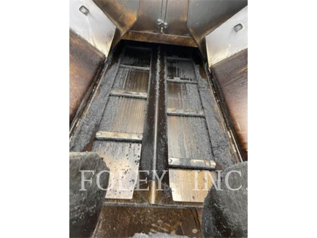 CAT AP600F Pavimentadoras de asfalto