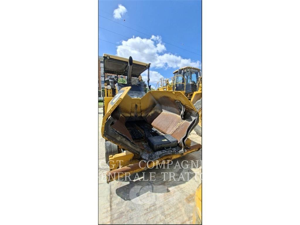 CAT AP600F Pavimentadoras de asfalto