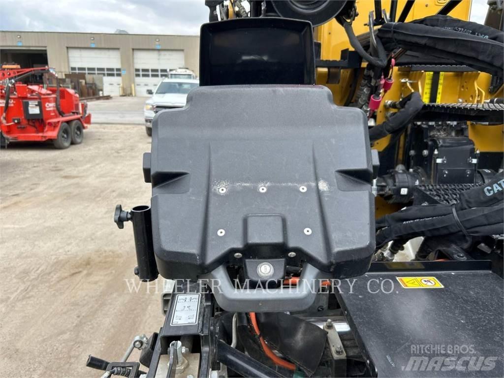 CAT AP655 Pavimentadoras de asfalto