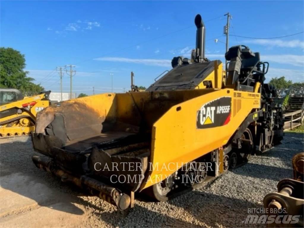 CAT AP655F Pavimentadoras de asfalto