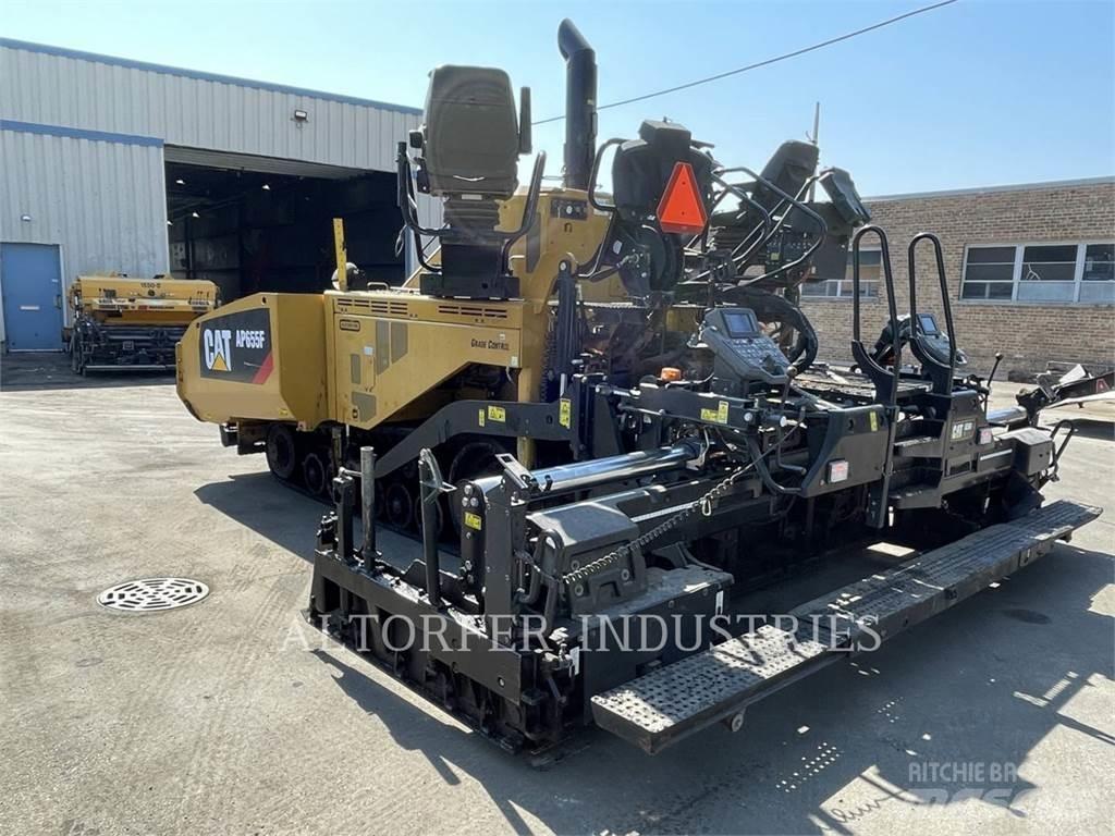 CAT AP655F Pavimentadoras de asfalto