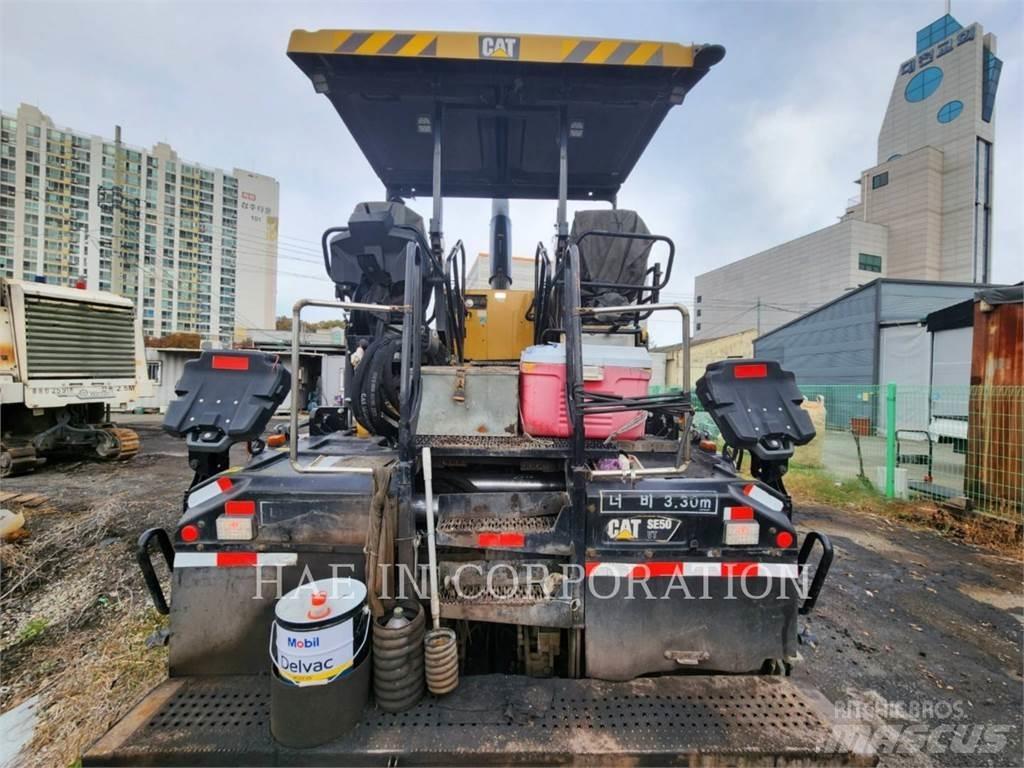CAT AP655F Pavimentadoras de asfalto