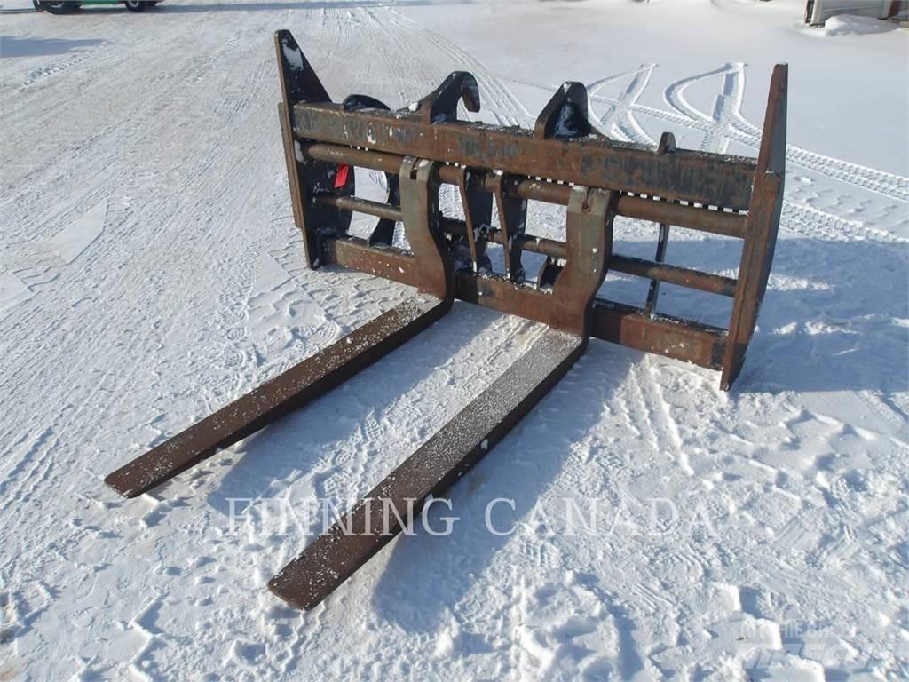 CAT ATTACHMENTS 972H Forquilhas