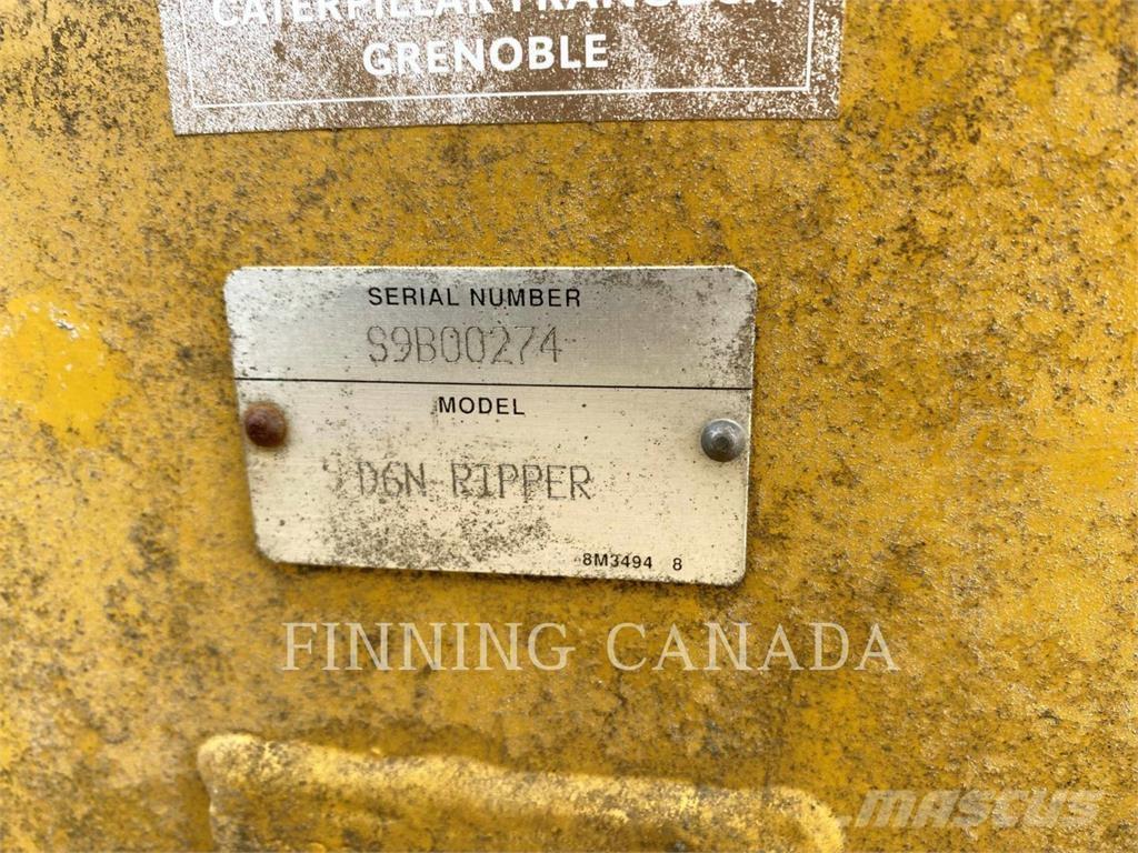 CAT ATTACHMENTS D6N Escarificadores