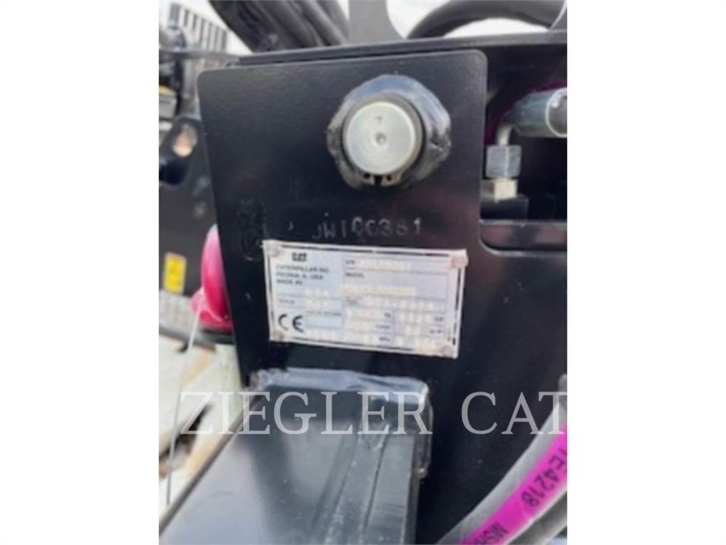 CAT BH130 Acessórios Retroescavadoras