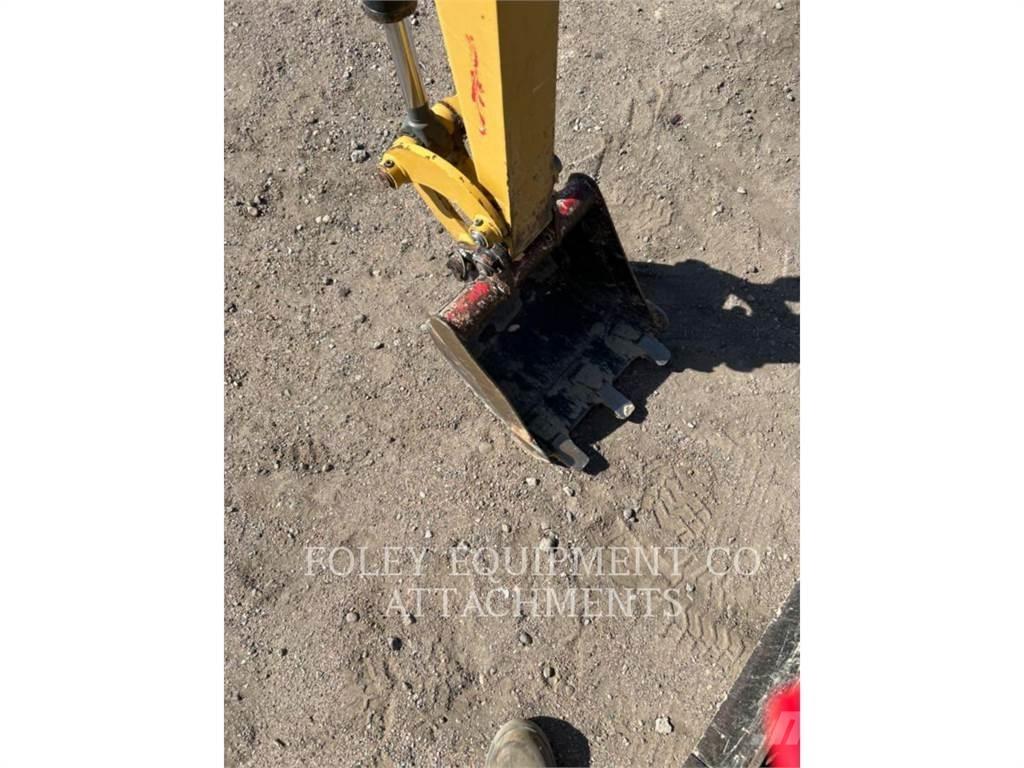 CAT BK300P15 Escavadoras de rastos