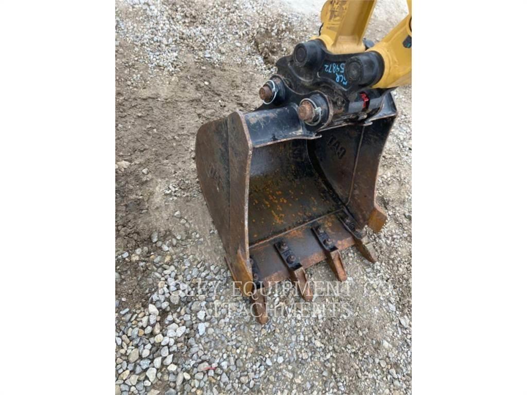 CAT BK302P24 Escavadoras de rastos