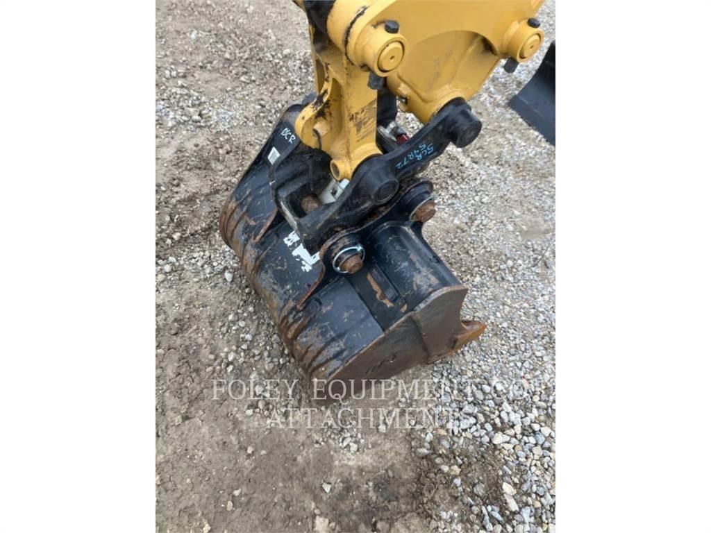 CAT BK302P24 Escavadoras de rastos