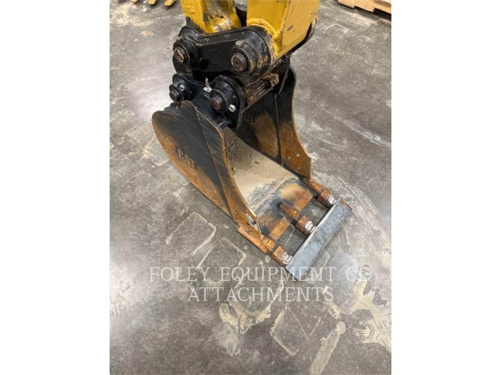 CAT BK303P16 Escavadoras de rastos