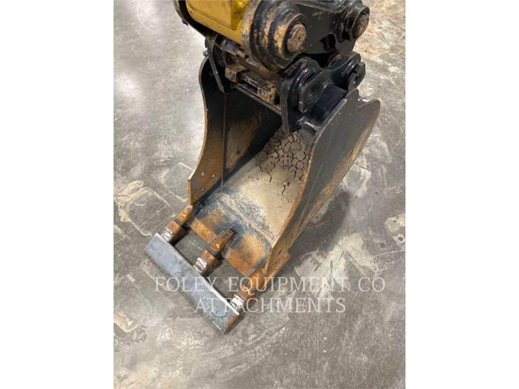 CAT BK303P16 Escavadoras de rastos