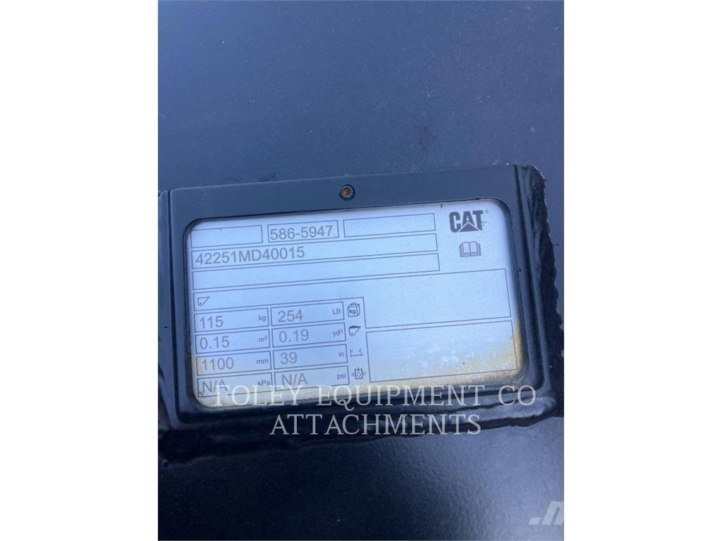 CAT BK304Q42GR Escavadoras de rastos