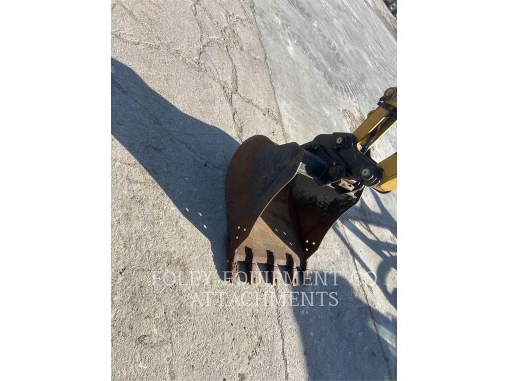 CAT BK305P30 Escavadoras de rastos
