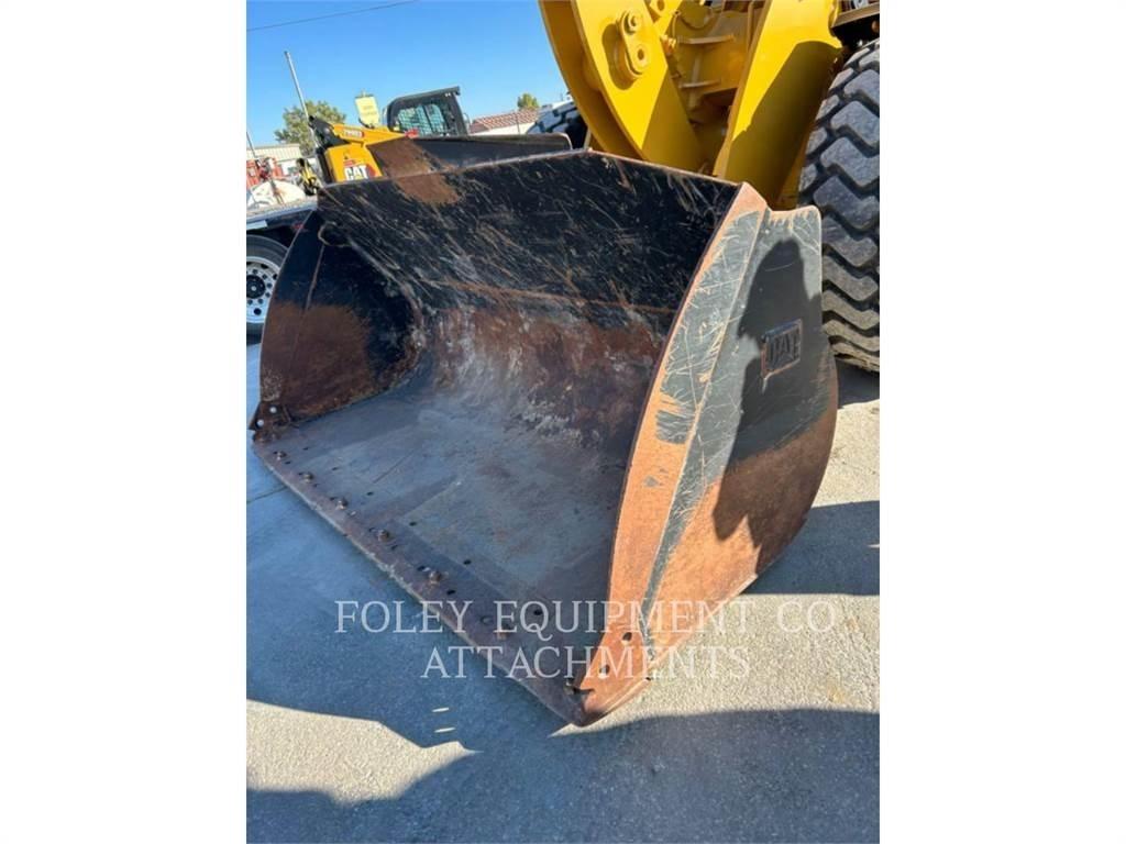 CAT BK38F35GP Pás carregadoras de rodas