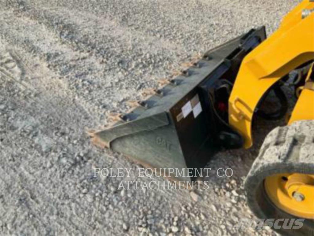 CAT BKSSLGP74T Carregadoras de direcção deslizante