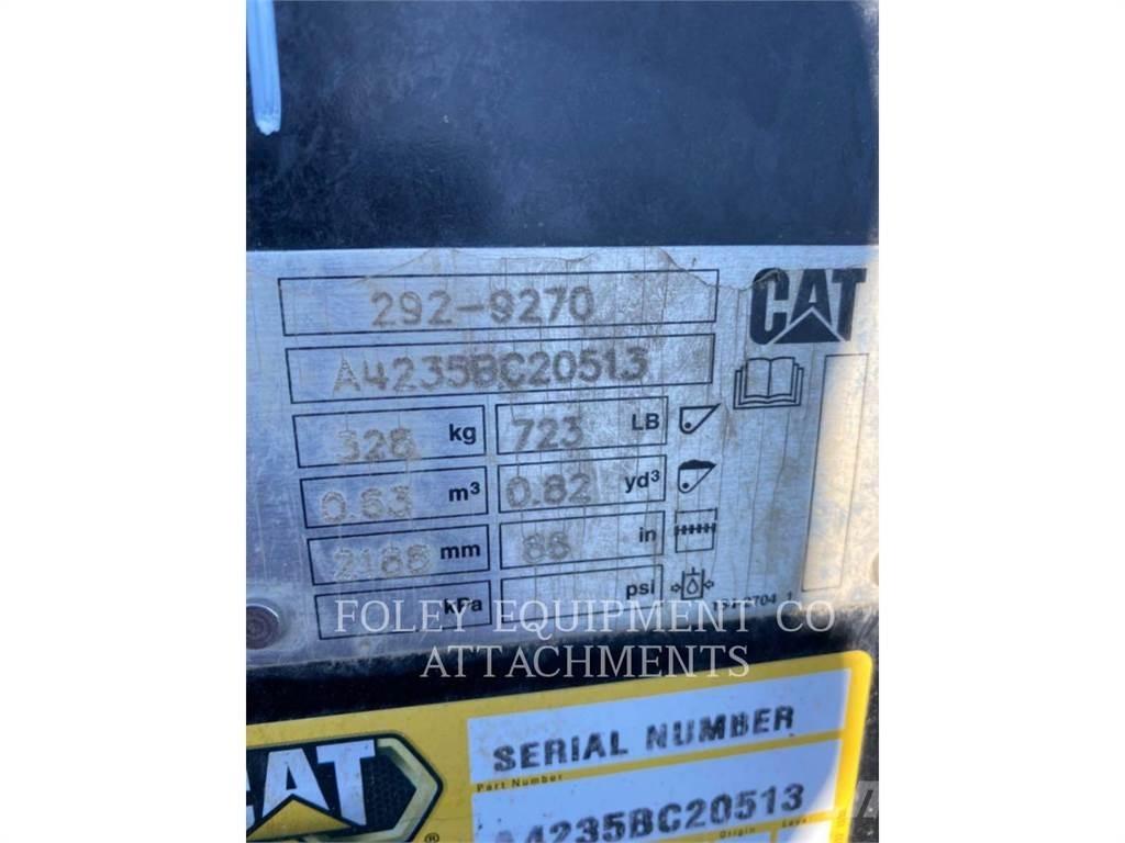 CAT BKSSLGP86S Carregadoras de direcção deslizante