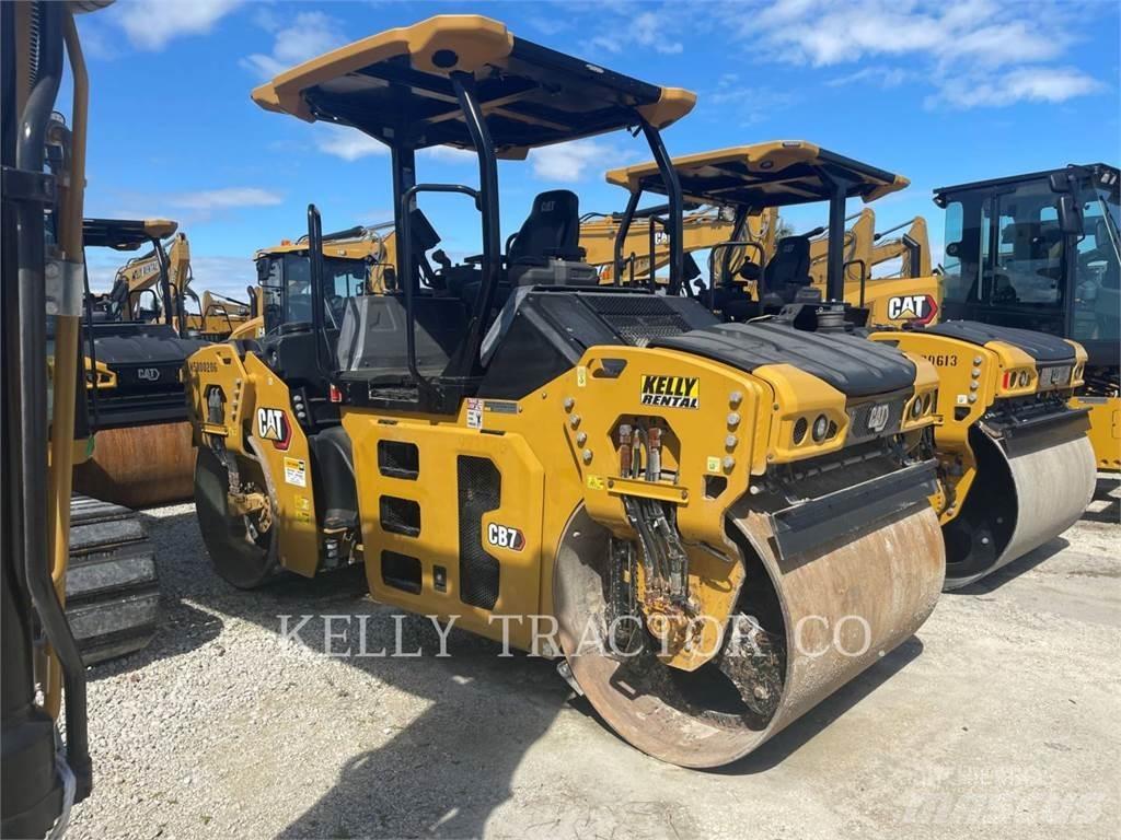 CAT CB 7 Cilindros Compactadores tandem