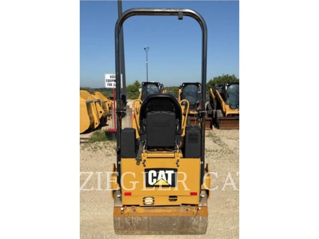 CAT CB1.8 Compactadores para terra