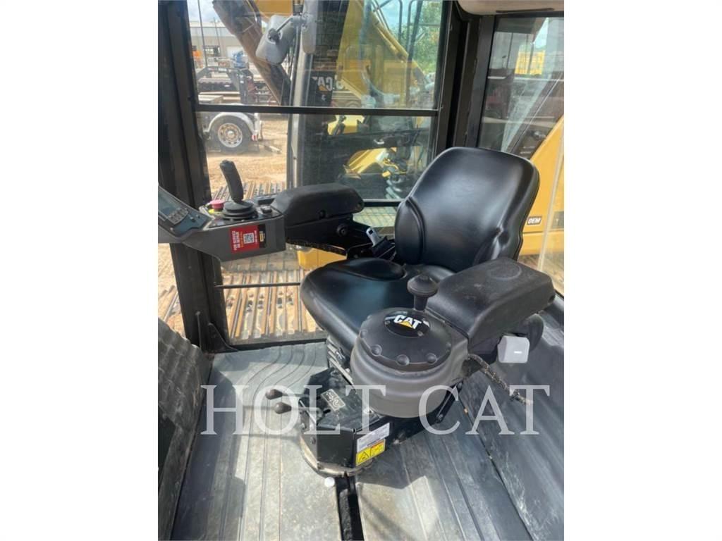 CAT CB10 Cilindros Compactadores monocilíndricos