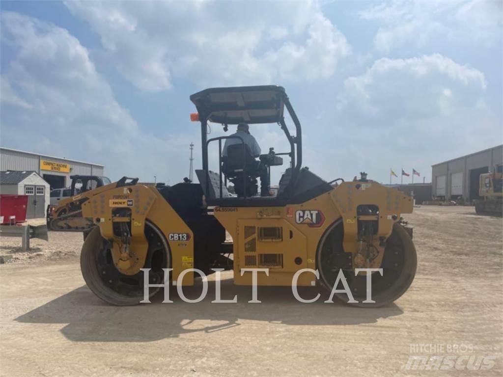 CAT CB13 Cilindros Compactadores monocilíndricos