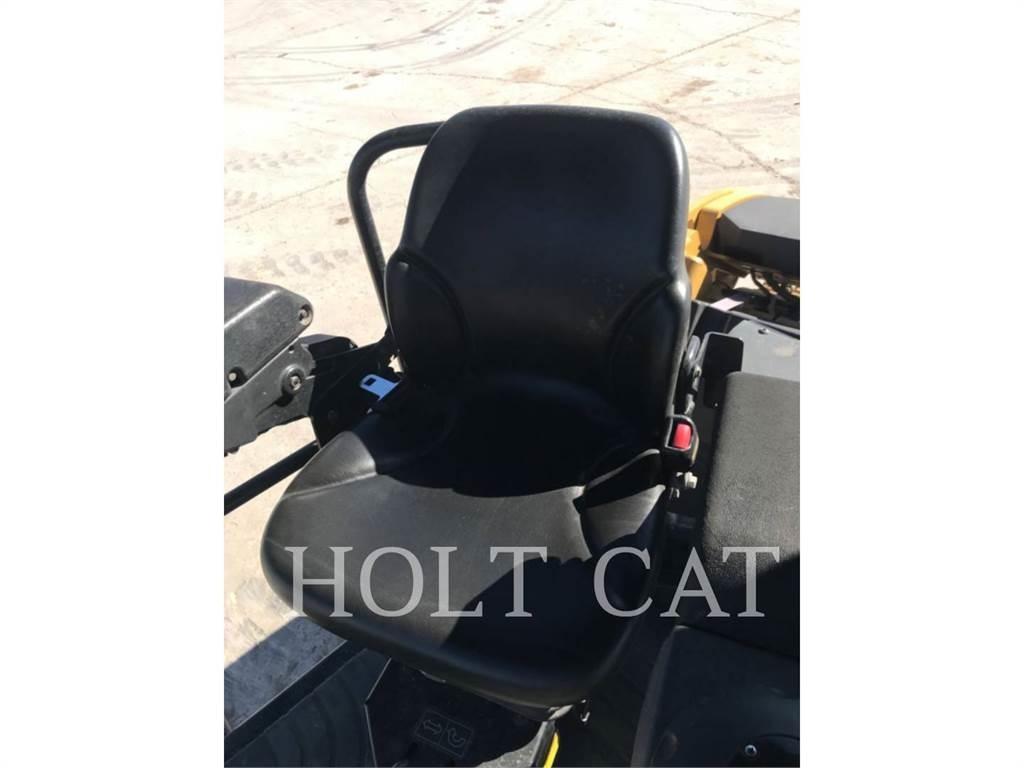 CAT CB13 Cilindros Compactadores monocilíndricos