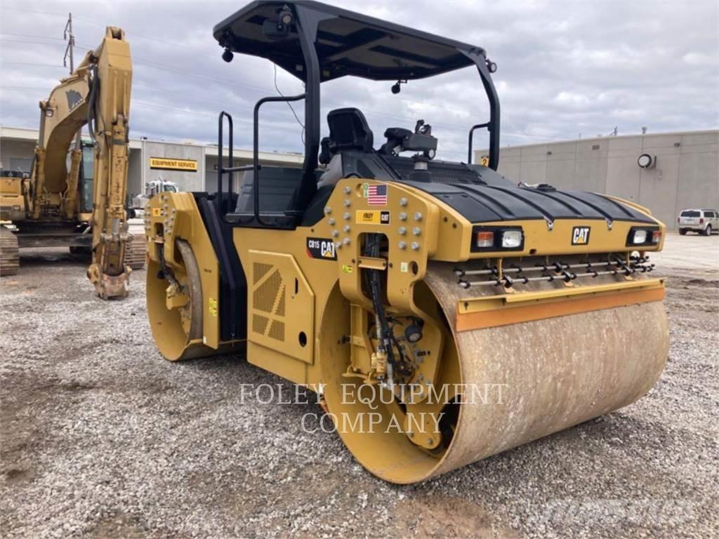 CAT CB15-01 Compactadores para terra