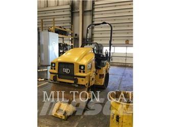 CAT CB2.5 Compactadores para terra