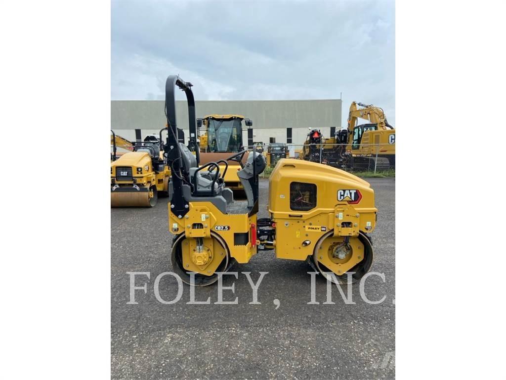 CAT CB2.5-03 Cilindros Compactadores tandem
