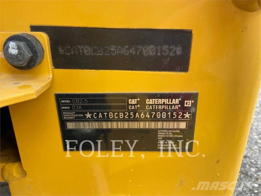 CAT CB2.5-03 Cilindros Compactadores tandem
