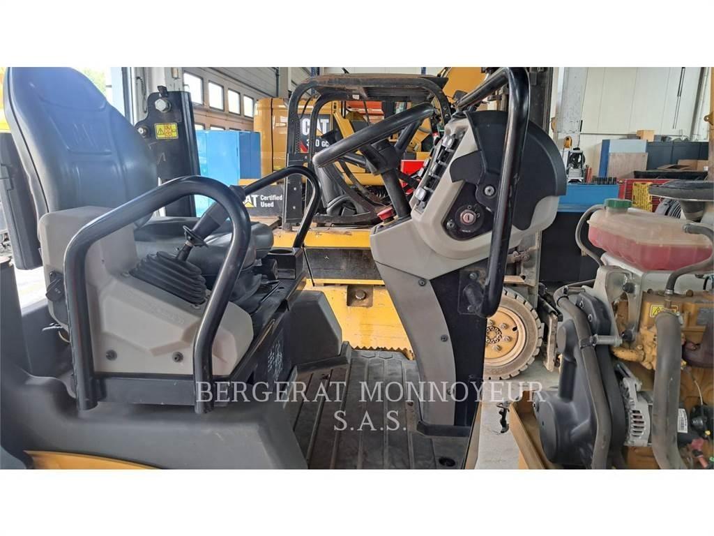 CAT CB2.5LRC Cilindros Compactadores tandem