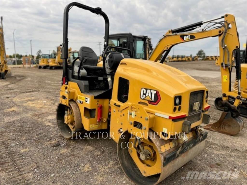 CAT CB2.7 Pavimentadoras de asfalto
