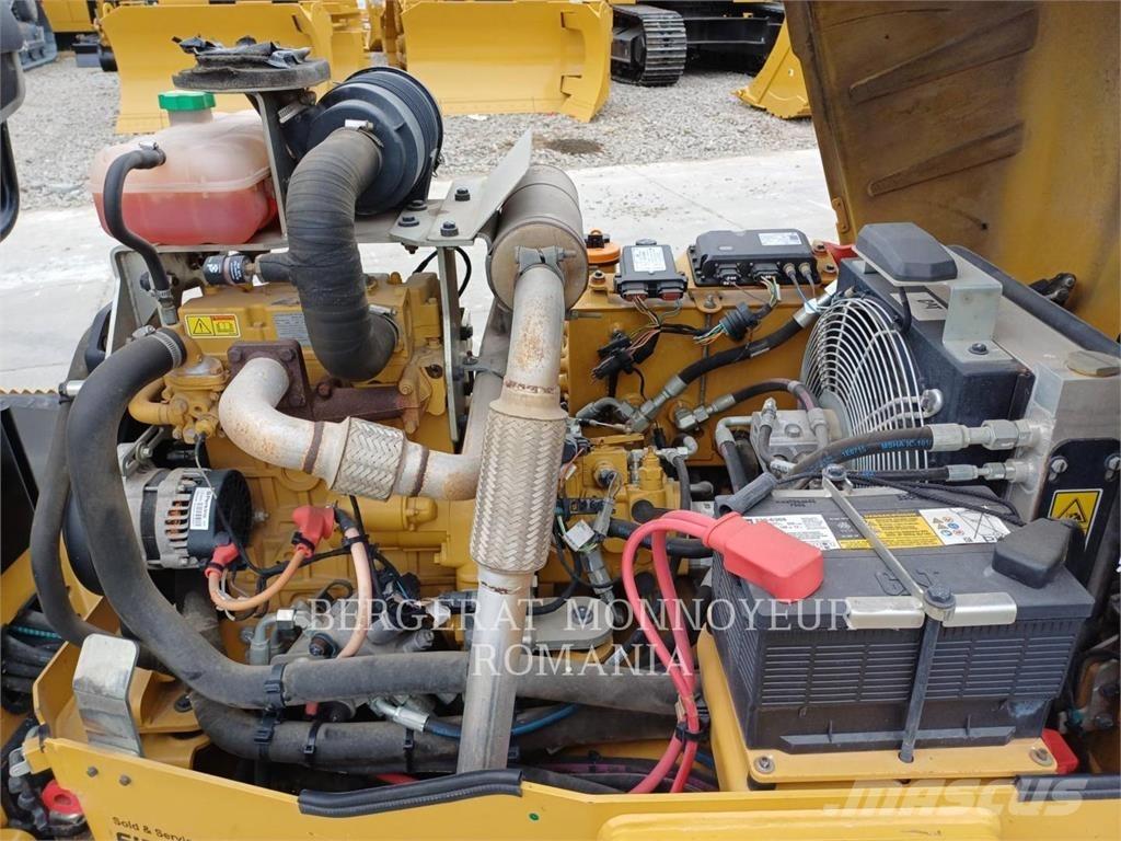 CAT CB2.7LRC Cilindros Compactadores tandem