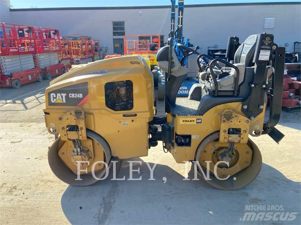 CAT CB24B Cilindros Compactadores tandem