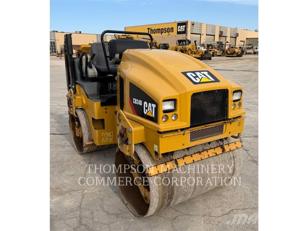CAT CB24B Cilindros Compactadores tandem